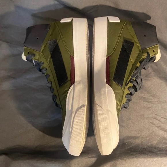 SOLD Nike NWT Drop Type LX Mid Legion Green Sneaker Size 8.5 Men/10 Women's - Picture 5 of 9